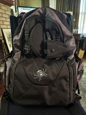Spyderwire Large Black and Gray Men's Fishing Tackle Soft Sided Backpack